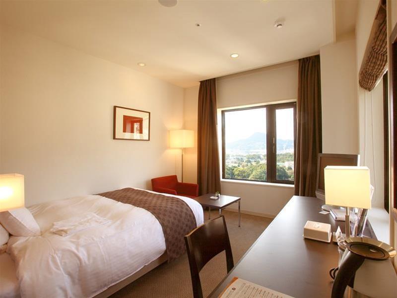 Quintessa Hotel Sasebo Exterior foto